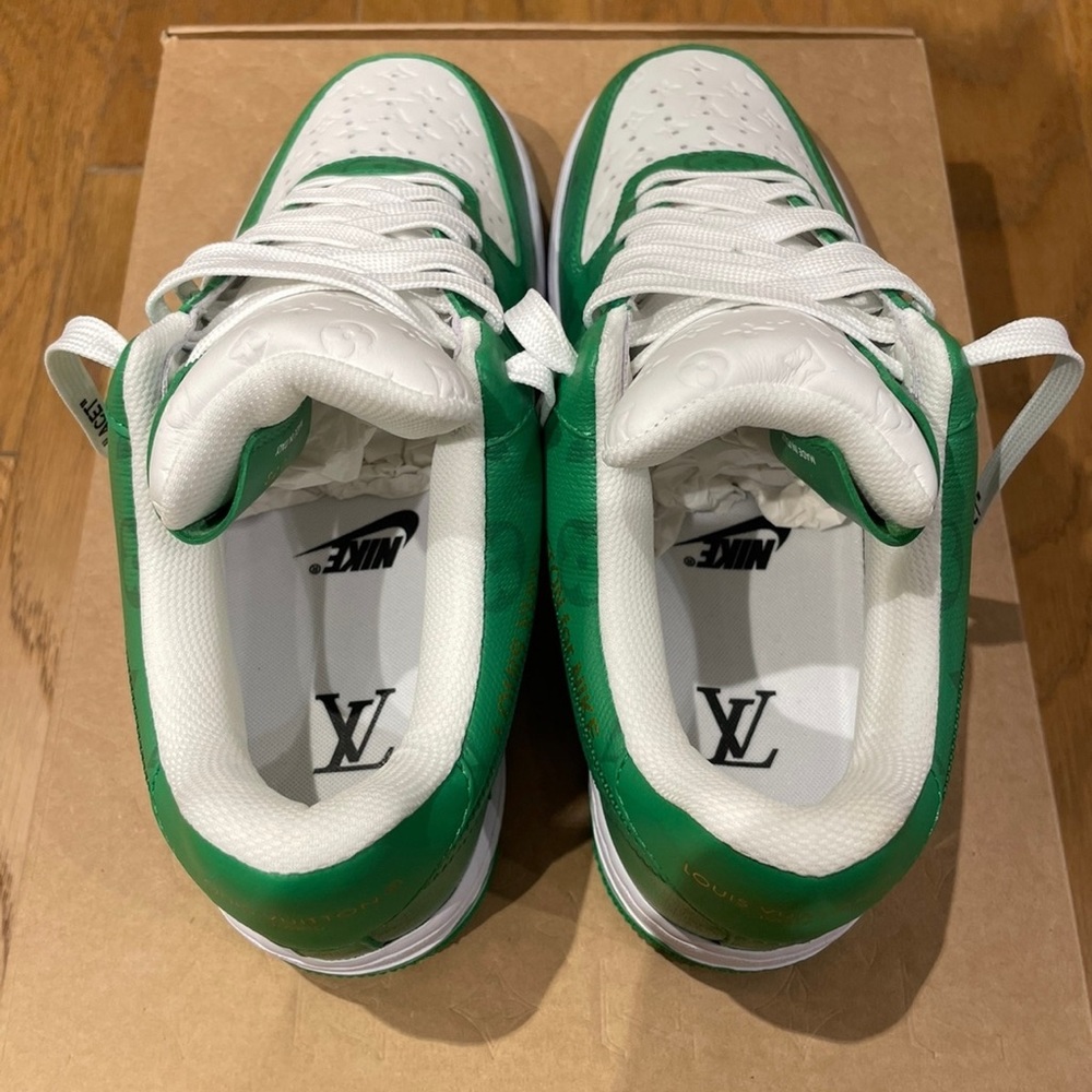 LOUIS VUITTON NIKE SNEAKERS - Picture 3 of 9